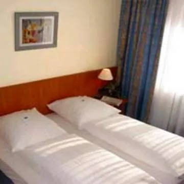 Hotel Niederraeder Hof Frankfurt am Main