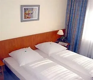 Hotel Niederraeder Hof Frankfurt am Main